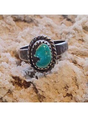 Vintage Navajo Old Pawn Sterling Silver Turquoise Ring Size 6.5